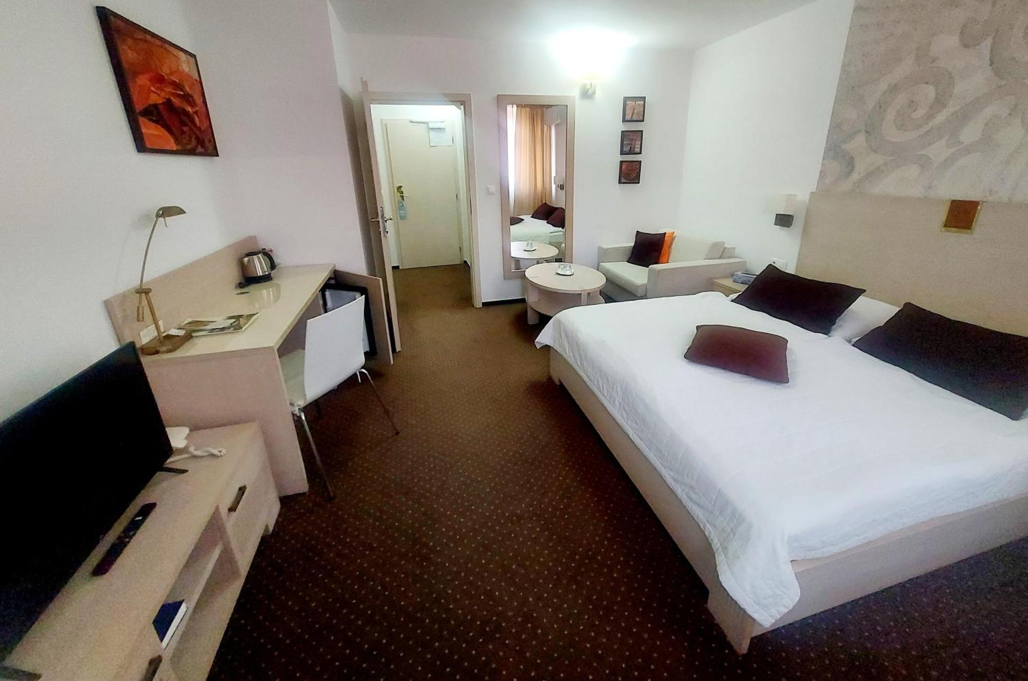 Hotel Slameny Dom & Spa Malá Ida Habitación foto